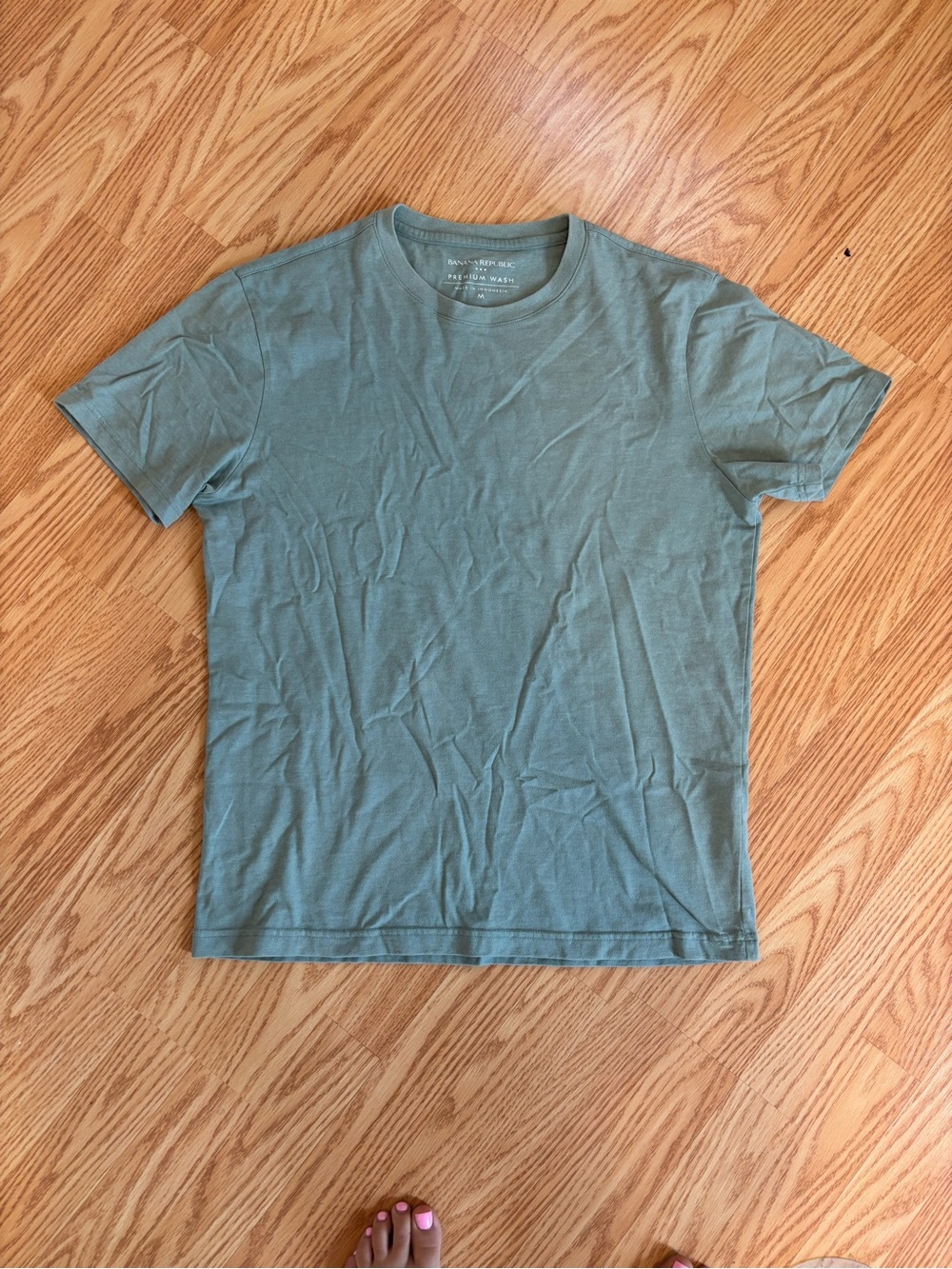 Banana Republic Factory Standard-Fit Premium Wash Crew-Neck T-Shirt size medium